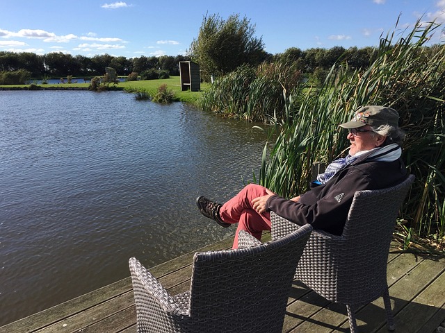 官方：苏亚雷斯季后赛首轮假摔，被处以罚款.